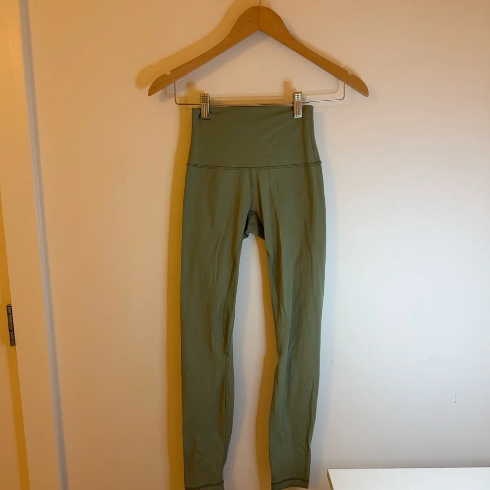 Lululemon Athletica Align Leggings - Picture 3 of 6